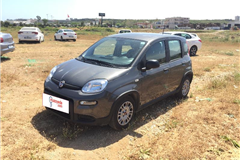 35 - 2023 Fiat Panda 1.0 Hybrid 