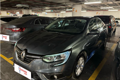 23 - 2018 Renault Megane 1.5 dCi Touch 