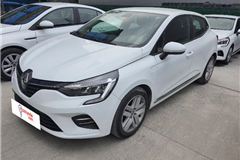 8 - 2021 Renault Clio 1.0 TCe Touch 