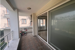 305736 BÜYÜKÇEKMECE CUMHURİYET MAHALLESİNDE GENİŞ ARA KAT DAİRE 