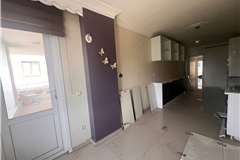 305736 BÜYÜKÇEKMECE CUMHURİYET MAHALLESİNDE GENİŞ ARA KAT DAİRE 