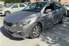 61 - 2018 Peugeot 301 1.6 BlueHDi Active 