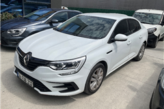 13 - 2022 Renault Megane 1.3 TCe Joy 