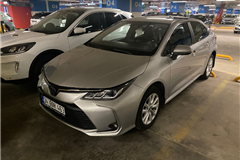 39 - 2023 Toyota Corolla 1.8 Hybrid Dream 