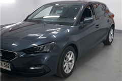 2 - 2024 Seat Leon 1.0 eTSI Style 