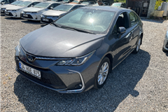 73 - 2023 Toyota Corolla 1.8 Hybrid Dream 