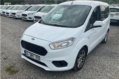 49 - 2023 Ford Tourneo Courier 1.5 TDCi Titanium 