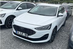50 - 2023 Ford Focus 1.0 EcoBoost GTDi Titanium 