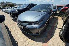 55 - 2023 Toyota Corolla 1.8 Hybrid Flame X-Pack 