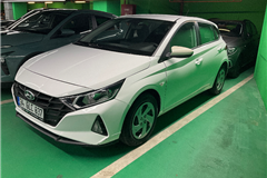 57 - 2023 Hyundai i20 1.4 MPI Jump 
