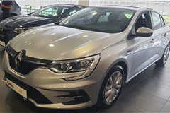 5 - 2022 Renault Megane 1.3 TCe Joy 