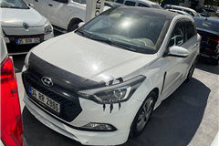 25 - 2017 Hyundai i20 1.4 CRDi Style 