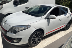 24 - 2013 Renault Megane 1.6 Icon 