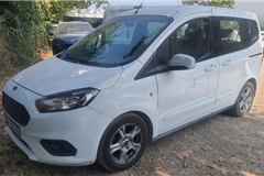 14 - 2022 Ford Tourneo Courier 1.5 TDCi Delux 