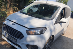 10 - 2022 Ford Tourneo Courier 1.5 TDCi Delux 