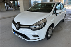 35 - 2020 Renault Clio 0.9 TCe Touch ,