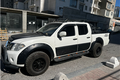 1 - 2011 Nissan Navara 2.5 TDI 4x2 SE 