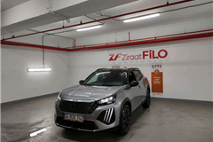 28 - 2024 Peugeot 2008 1.2 PureTech GT 