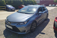 83 - 2022 Toyota Corolla 1.8 Hybrid Flame X-Pack 