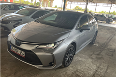 3 - 2024 Toyota Corolla 1.8 Hybrid Flame X-Pack 