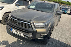 116 - 2022 Toyota Hilux 2.4 D Invincible 2.4 4x4 