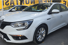 31 - 2020 Renault Megane 1.5 Blue DCI Touch 