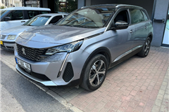 65 - 2023 Peugeot 5008 1.5 BlueHDI Allure  