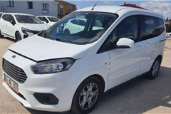 40 - 2023 Ford Tourneo Courier 1.5 TDCi Delux 