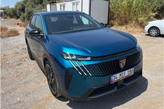 8 - 2025 Peugeot 3008 1.2