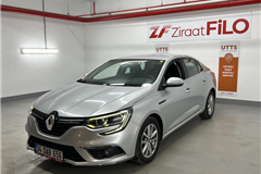 47 - 2020 Renault Megane 1.5 Blue DCI Touch 