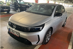 56 - 2025 Opel Corsa 1.2 Edition FL