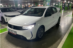 71 - 2025 Opel Corsa 1.2 Edition 