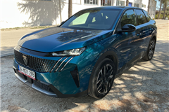 43 - 2025 Peugeot 3008 1.2 PureTech Allure 