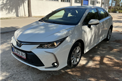84 - 2024 Toyota Corolla 1.8 Hybrid Dream 