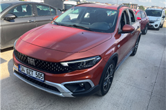 12 - 2023 Fiat Egea Cross 1.4 Fire Urban 