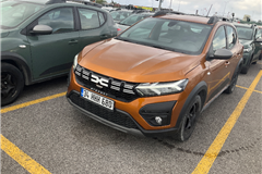 121 - 2023 Dacia Sandero Stepway 1.0