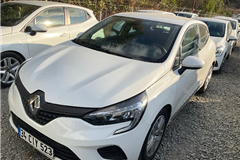 5 - 2021 Renault Clio 