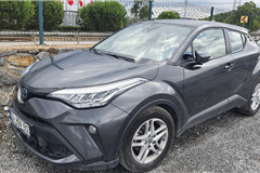 8 - 2023 Toyota C-HR 1.8 Hybrid Flame 
