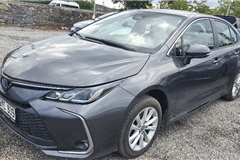 9 - 2023 Toyota Corolla 1.8 Hybrid Dream 