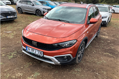 4 - 2024 Fiat Egea Cross 1.6 Multijet Lounge 