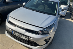 28 - 2023 Kia Rio 1.4 GSL 