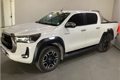 61 - 2022 Toyota Hilux 2.4 D Hi-Cruiser 2.4 4x4 