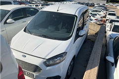 32 - 2022 Ford Tourneo Courier 1.5LTDCi