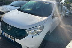 52 - 2019 Dacia Lodgy 1.5 BlueDCI Laureate 