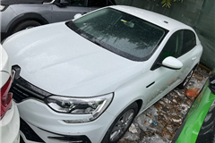 42 - 2022 Renault Megane 1.3 TCe Joy Comfort 
