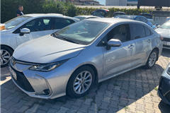 28 - 2022 Toyota Corolla 1.5 Dream 