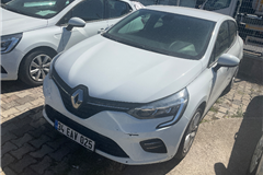 4 - 2021 Renault Clio 1.0 TCe Touch 