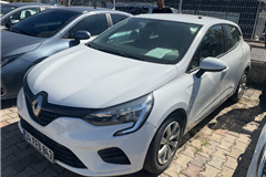 14 - 2022 Renault Clio 1.0 TCe Joy 