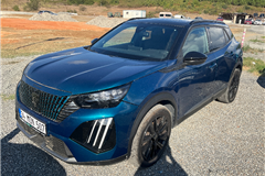 5 - 2024 Peugeot 2008 1.2 PureTech GT 