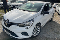 71 - 2022 Renault Clio 1.0 TCe Touch X-TRONİC